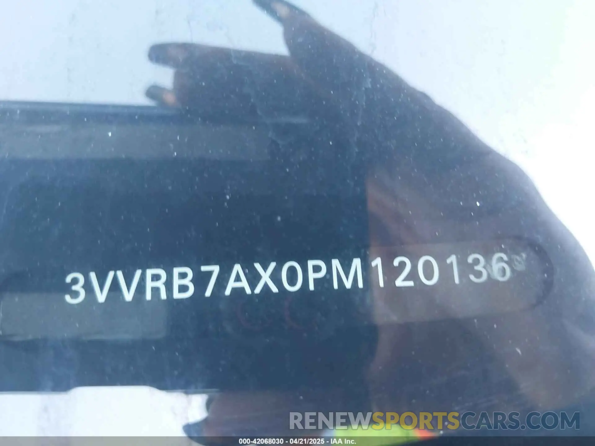9 Photograph of a damaged car 3VVRB7AX0PM120136 VOLKSWAGEN TIGUAN 2023