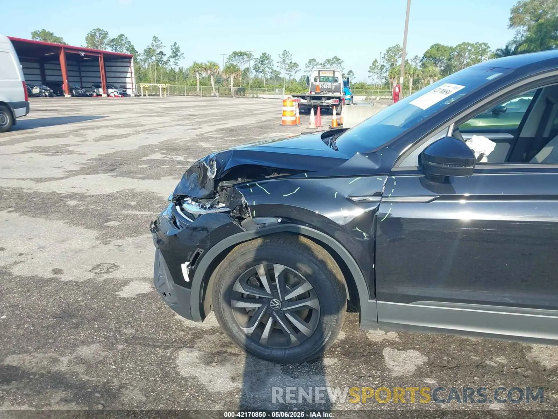 6 Photograph of a damaged car 3VVRB7AX1PM088491 VOLKSWAGEN TIGUAN 2023