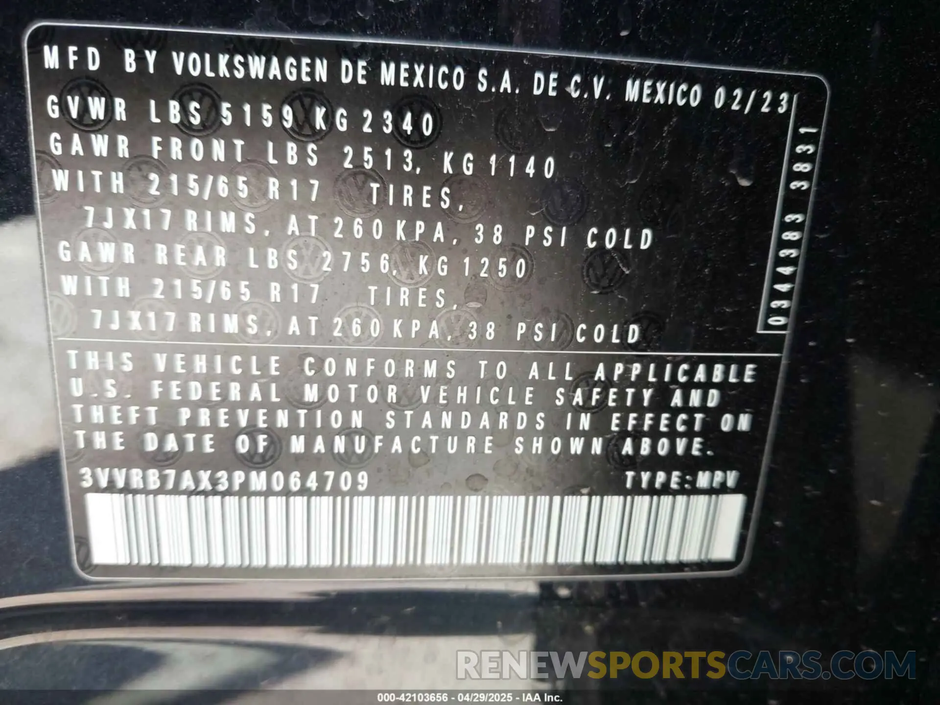 9 Photograph of a damaged car 3VVRB7AX3PM064709 VOLKSWAGEN TIGUAN 2023
