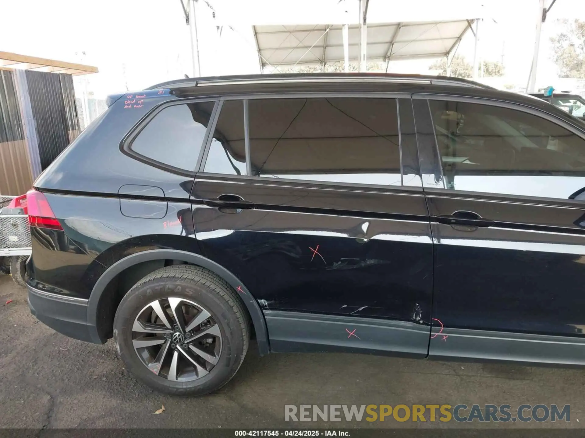 6 Photograph of a damaged car 3VVRB7AX8PM068965 VOLKSWAGEN TIGUAN 2023