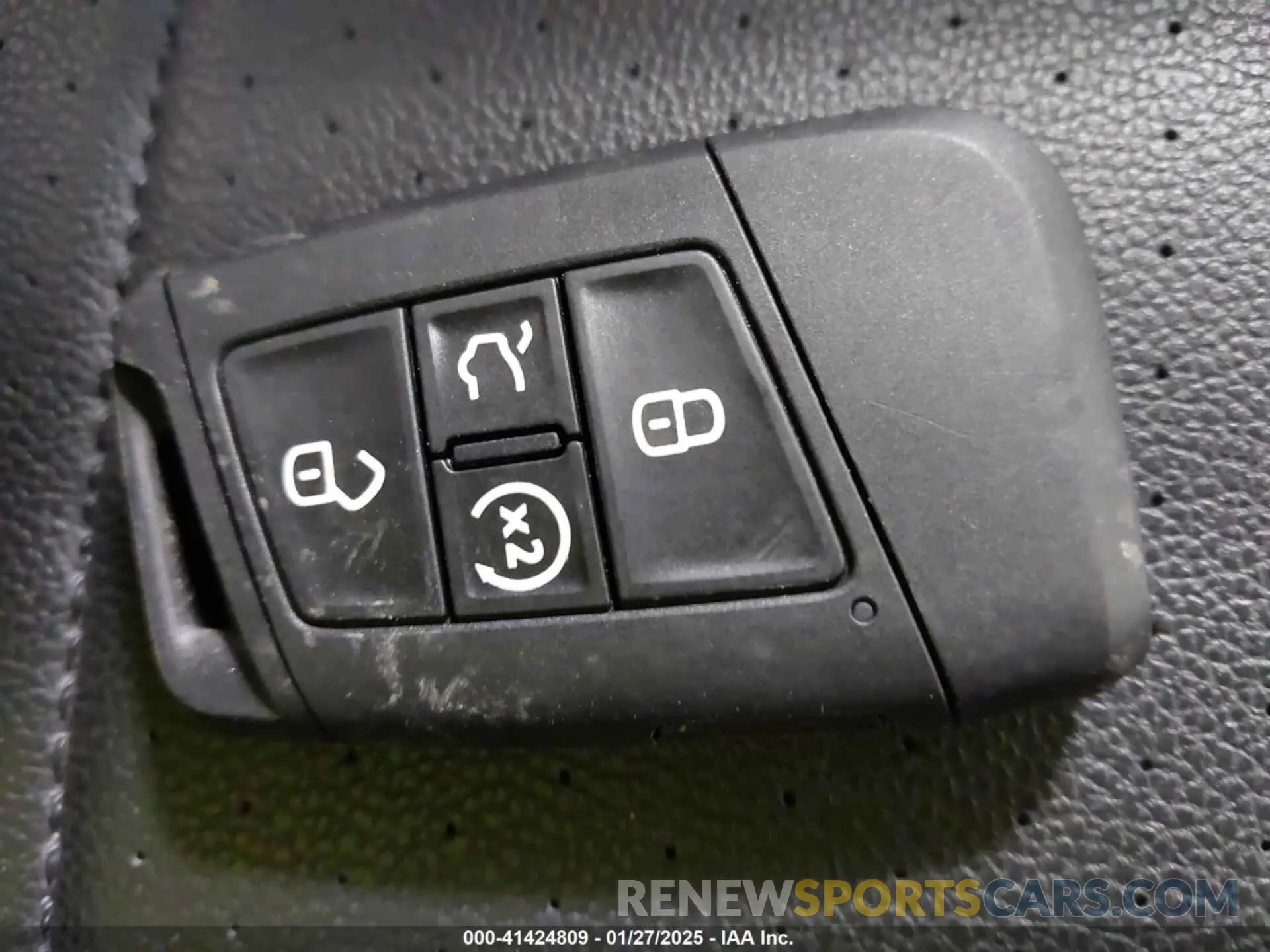 11 Photograph of a damaged car 3VV2B7AX1RM108520 VOLKSWAGEN TIGUAN 2024