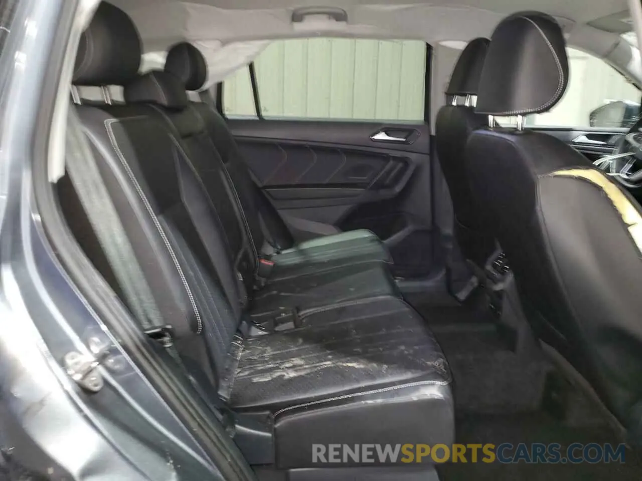 11 Photograph of a damaged car 3VV2B7AX1RM134146 VOLKSWAGEN TIGUAN 2024