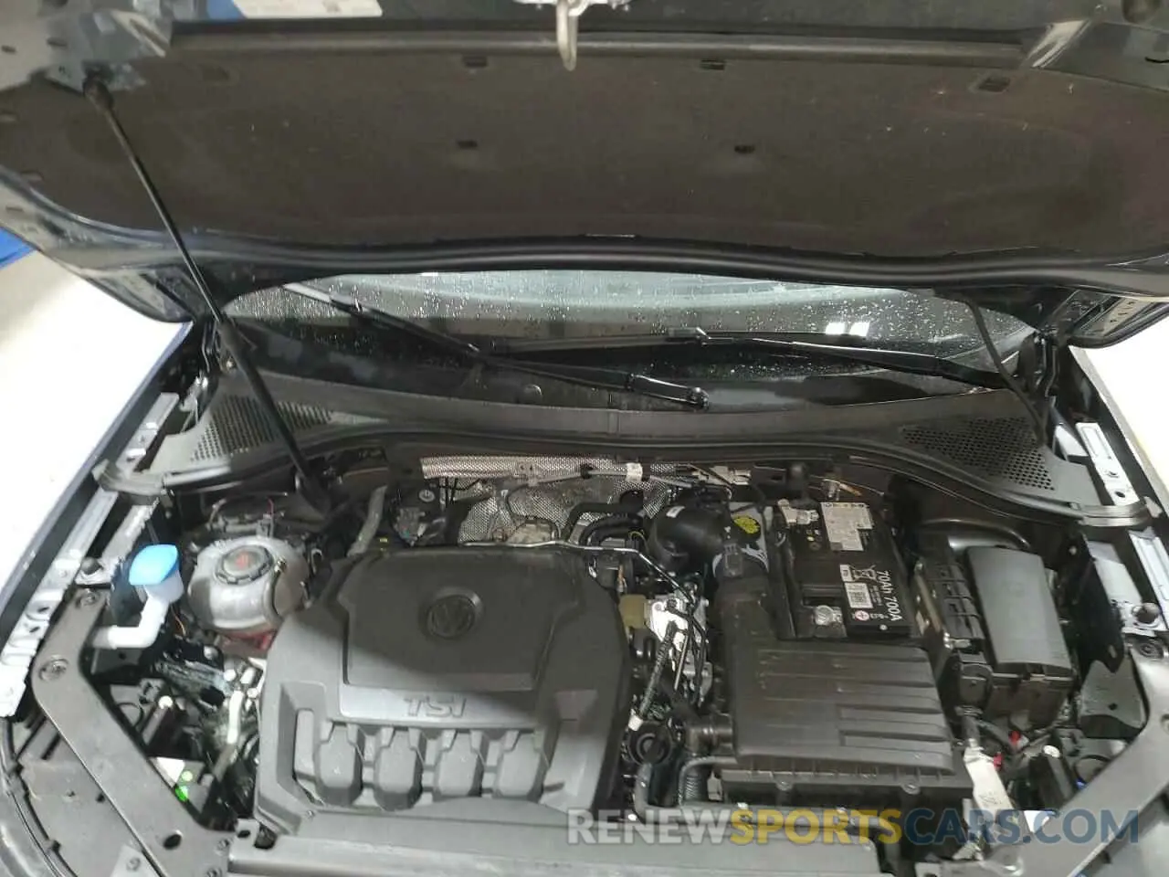 12 Photograph of a damaged car 3VV2B7AX1RM134146 VOLKSWAGEN TIGUAN 2024