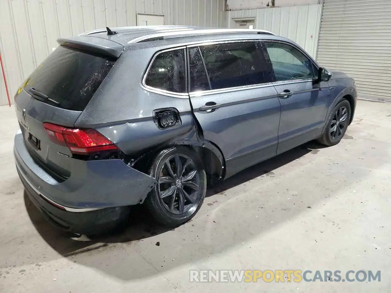 3 Photograph of a damaged car 3VV2B7AX1RM134146 VOLKSWAGEN TIGUAN 2024