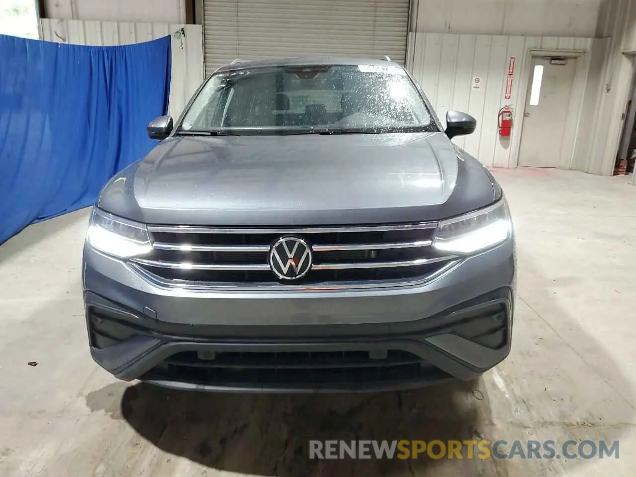 5 Photograph of a damaged car 3VV2B7AX1RM134146 VOLKSWAGEN TIGUAN 2024
