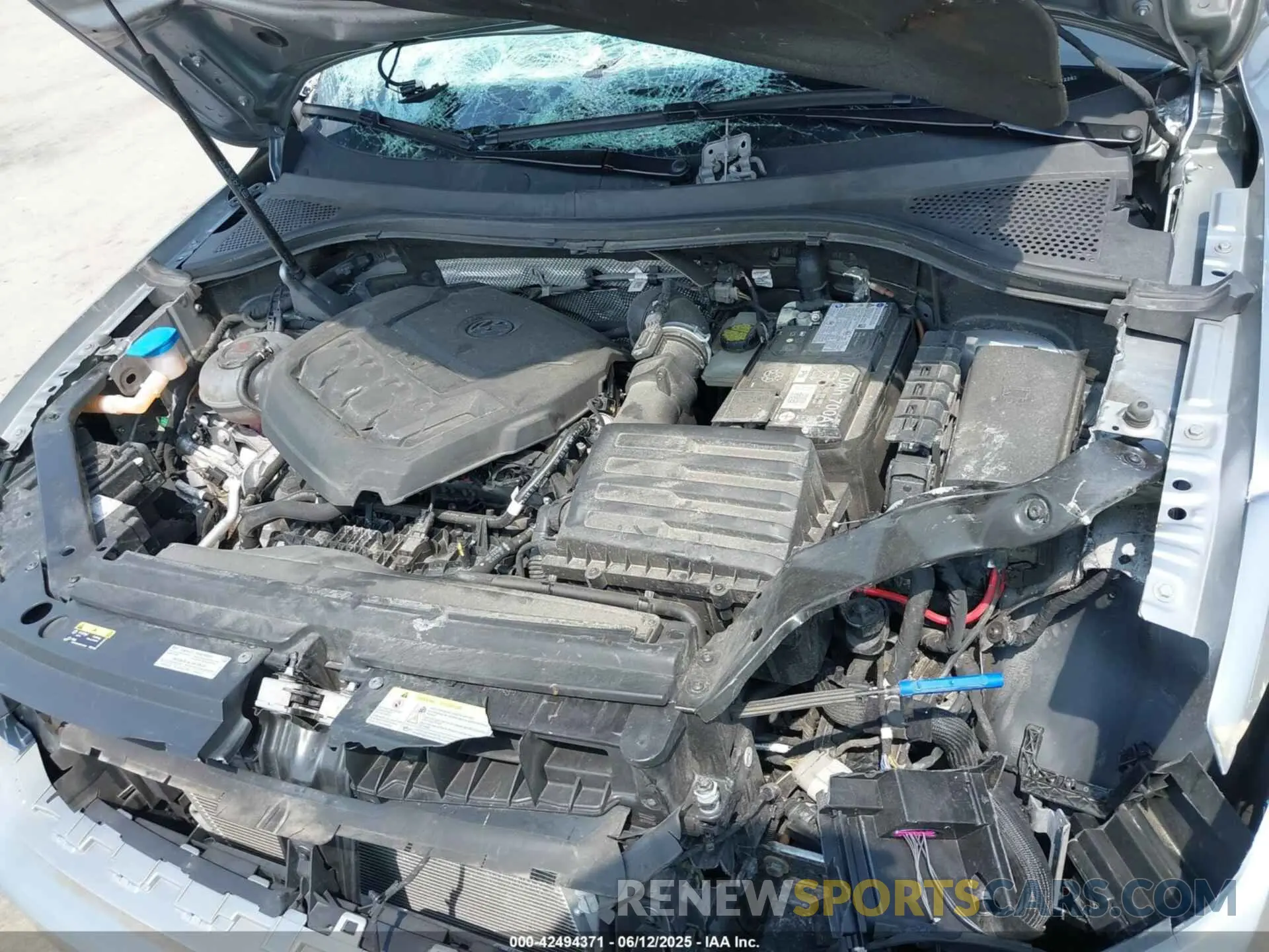 10 Photograph of a damaged car 3VV2B7AX2RM012282 VOLKSWAGEN TIGUAN 2024