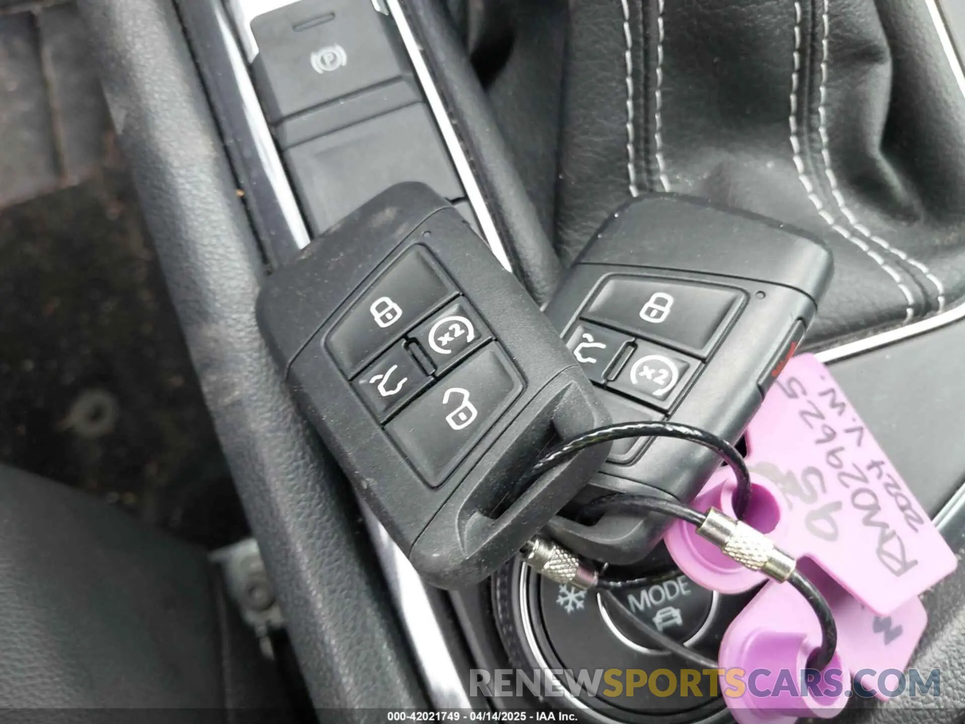 11 Photograph of a damaged car 3VV2B7AX3RM029625 VOLKSWAGEN TIGUAN 2024