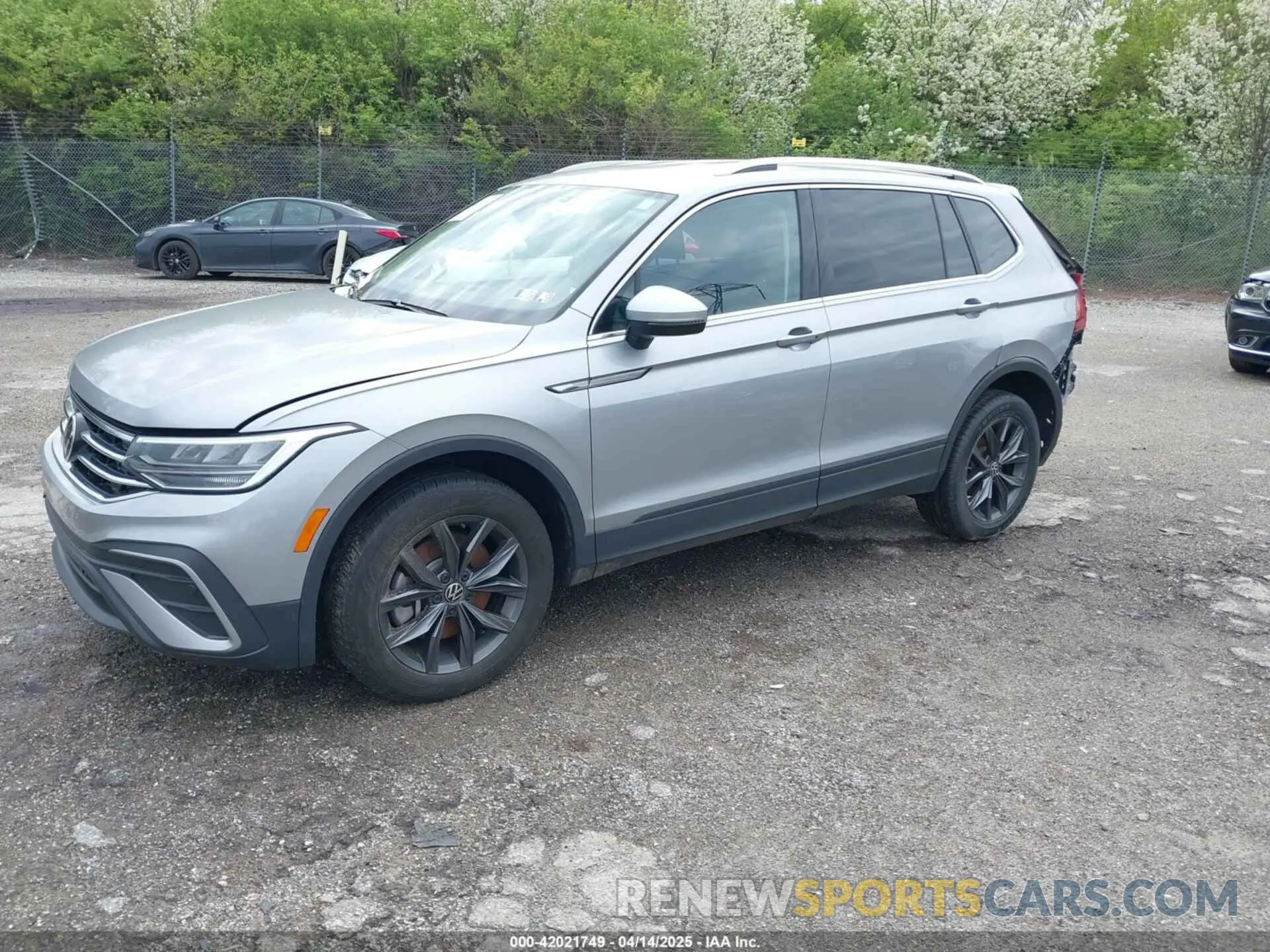 2 Photograph of a damaged car 3VV2B7AX3RM029625 VOLKSWAGEN TIGUAN 2024
