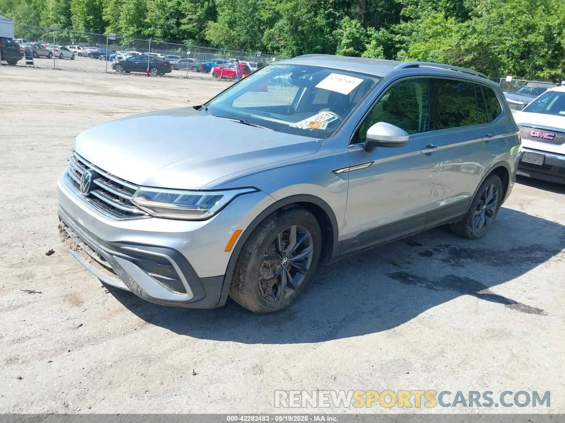 2 Photograph of a damaged car 3VV2B7AX6RM033930 VOLKSWAGEN TIGUAN 2024