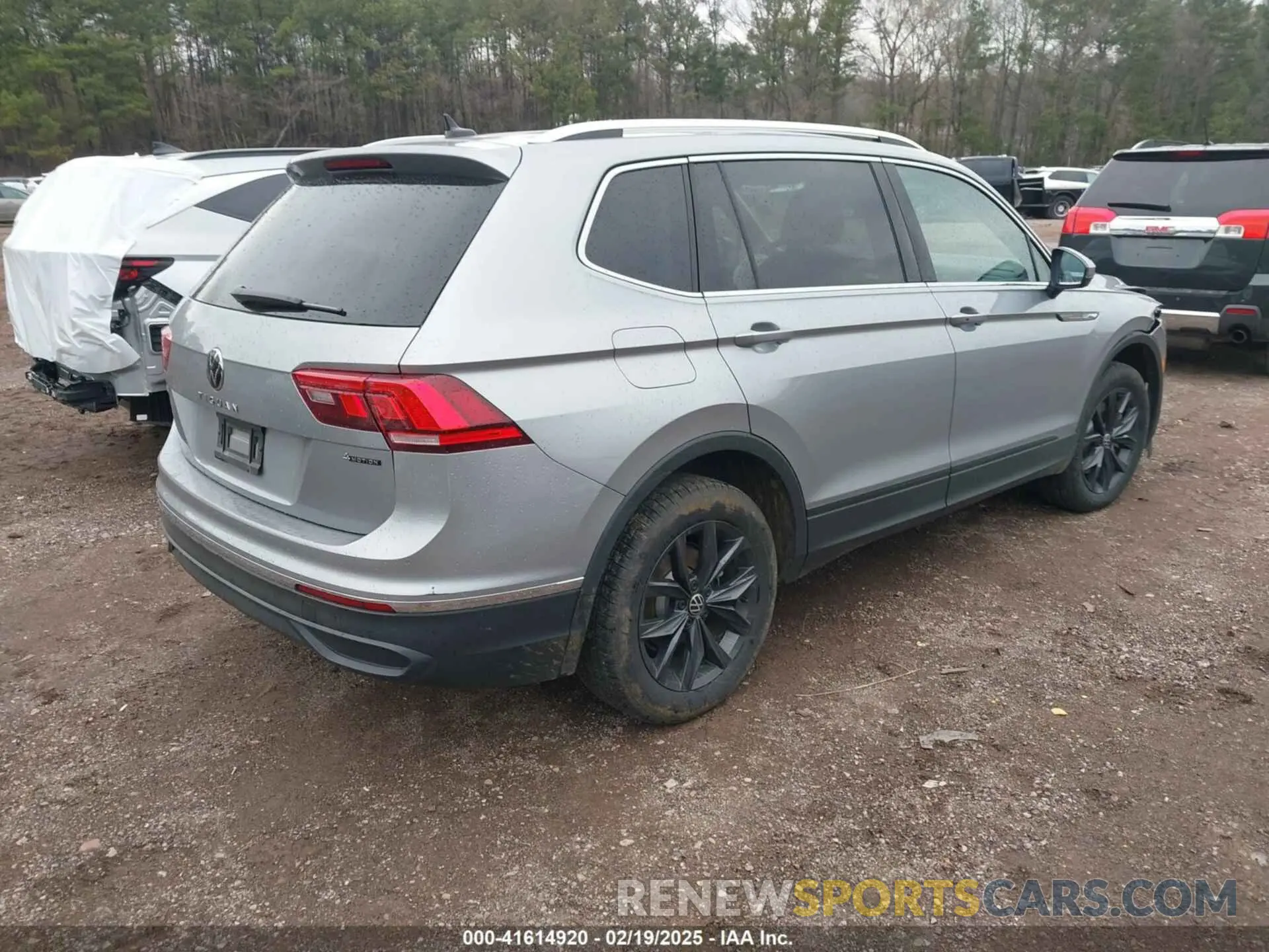 4 Photograph of a damaged car 3VV2B7AX6RM108965 VOLKSWAGEN TIGUAN 2024