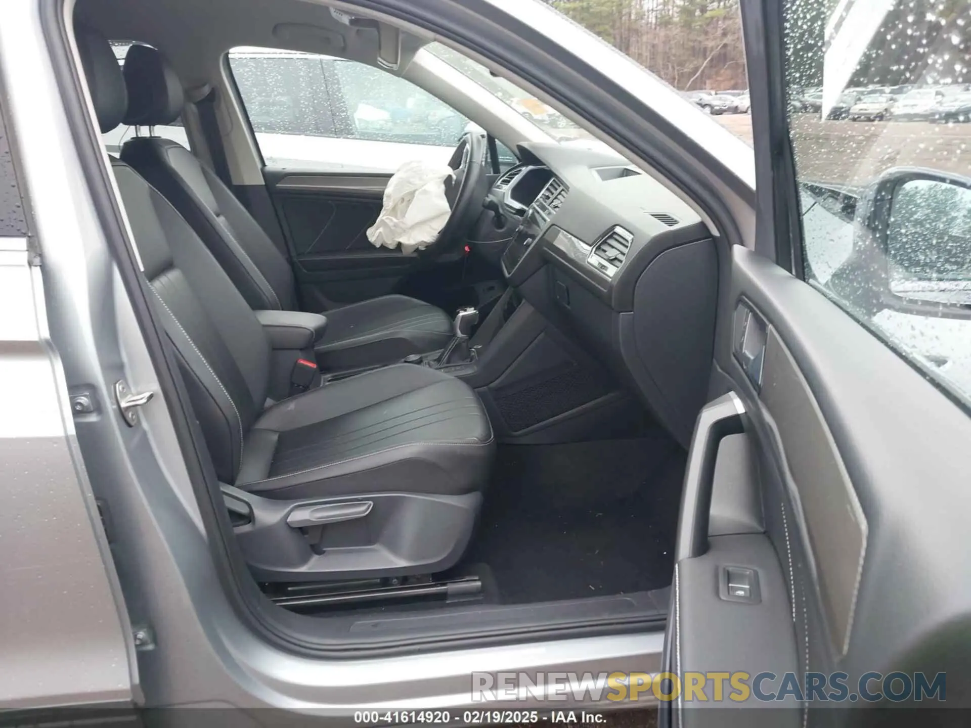 5 Photograph of a damaged car 3VV2B7AX6RM108965 VOLKSWAGEN TIGUAN 2024