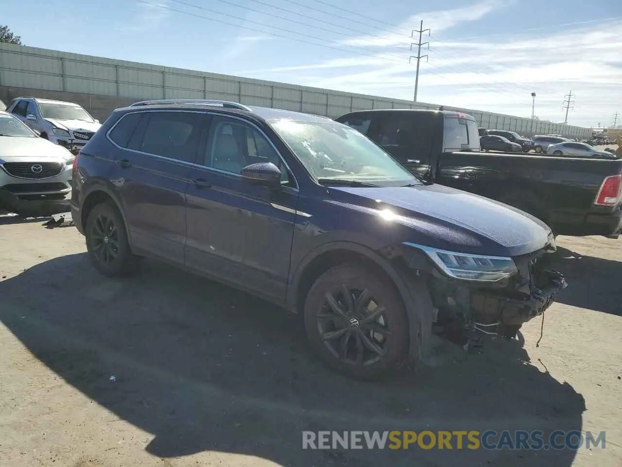 4 Photograph of a damaged car 3VV2B7AX8RM178709 VOLKSWAGEN TIGUAN 2024