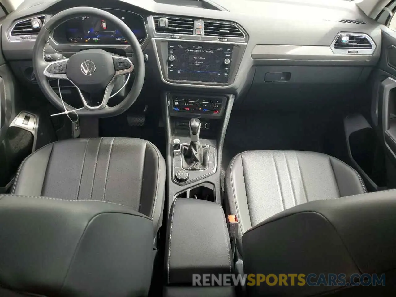 8 Photograph of a damaged car 3VV2B7AXXRM047037 VOLKSWAGEN TIGUAN 2024