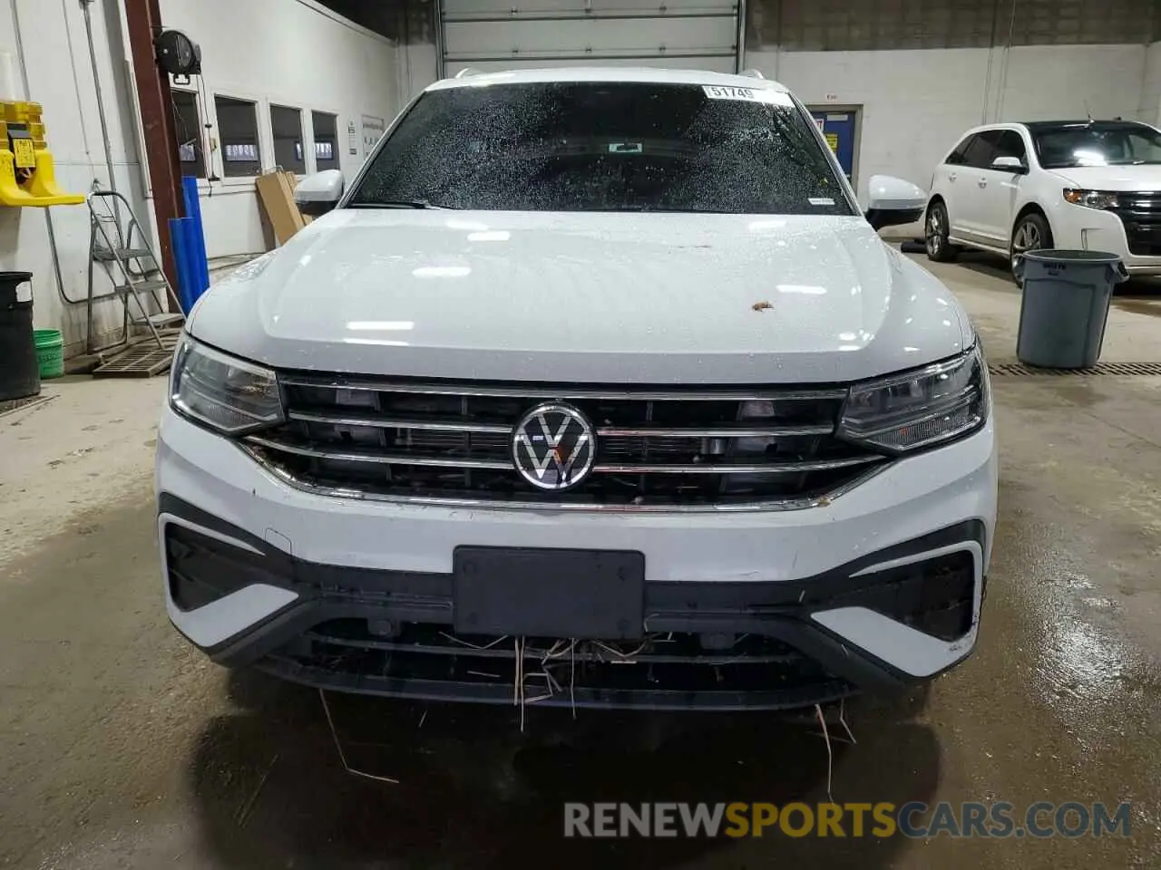 5 Photograph of a damaged car 3VV2B7AXXRM047944 VOLKSWAGEN TIGUAN 2024