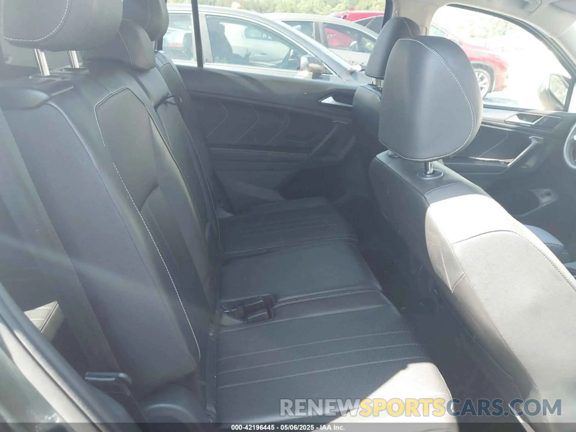 8 Photograph of a damaged car 3VV3B7AX0RM049089 VOLKSWAGEN TIGUAN 2024