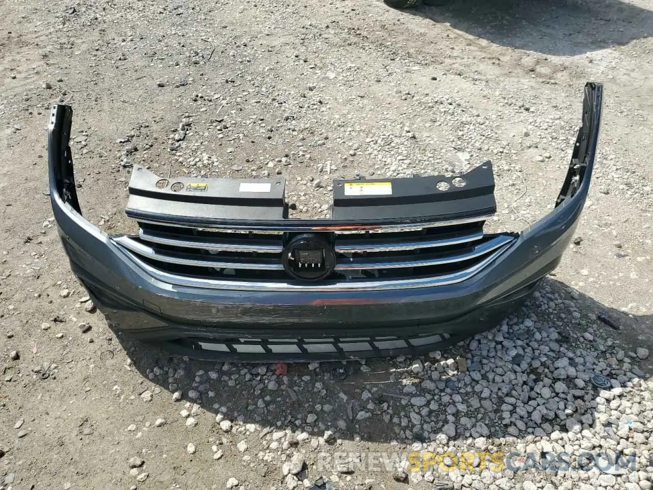 13 Photograph of a damaged car 3VV3B7AX1RM062160 VOLKSWAGEN TIGUAN 2024