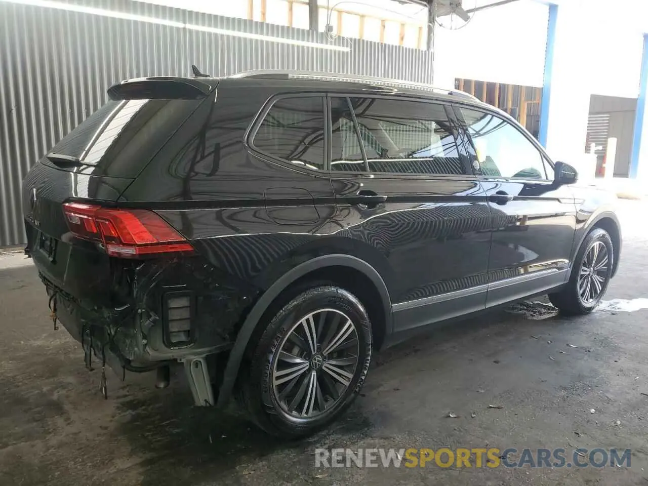 3 Photograph of a damaged car 3VV3B7AX1RM201851 VOLKSWAGEN TIGUAN 2024