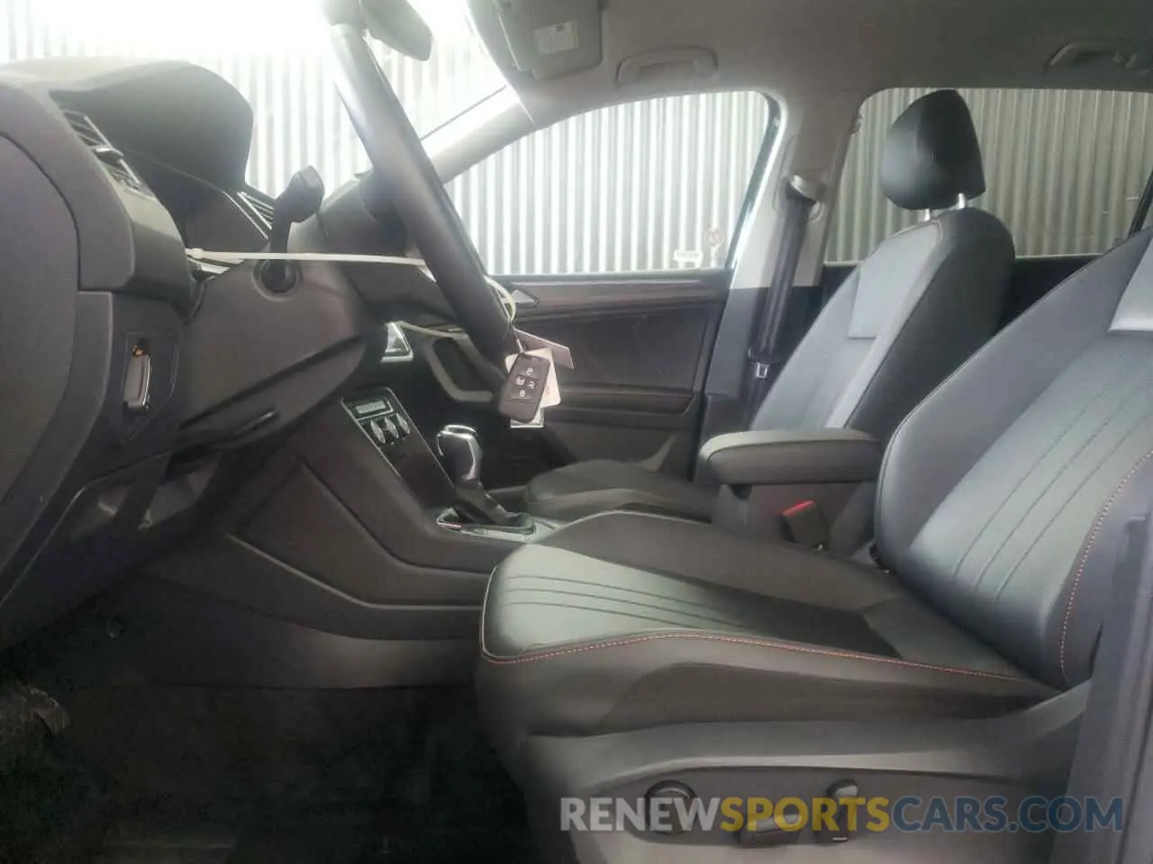 7 Photograph of a damaged car 3VV3B7AX1RM201851 VOLKSWAGEN TIGUAN 2024