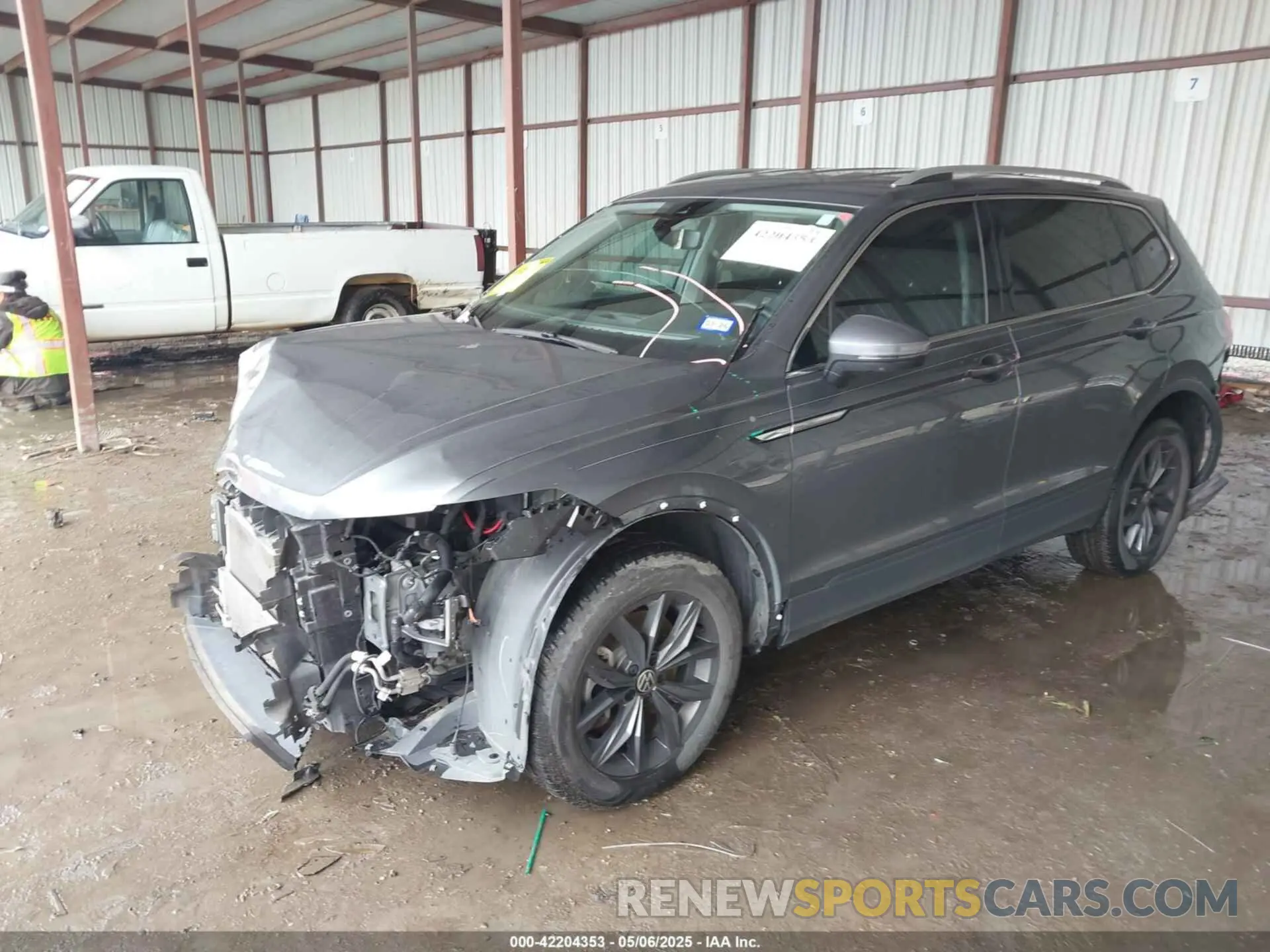 2 Photograph of a damaged car 3VV3B7AX2RM001187 VOLKSWAGEN TIGUAN 2024