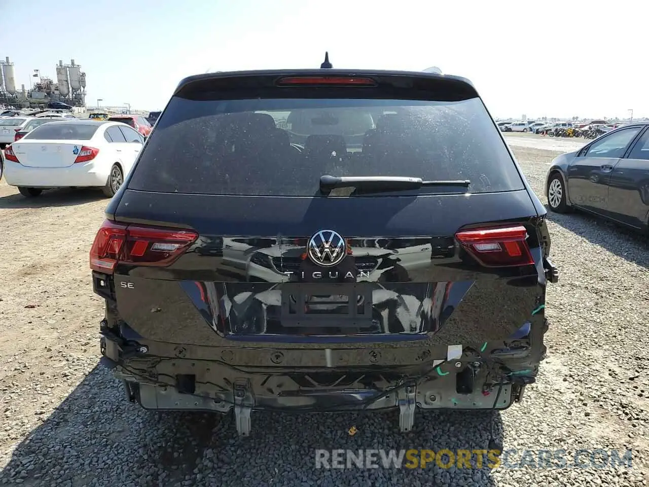 6 Photograph of a damaged car 3VV3B7AX4RM141404 VOLKSWAGEN TIGUAN 2024