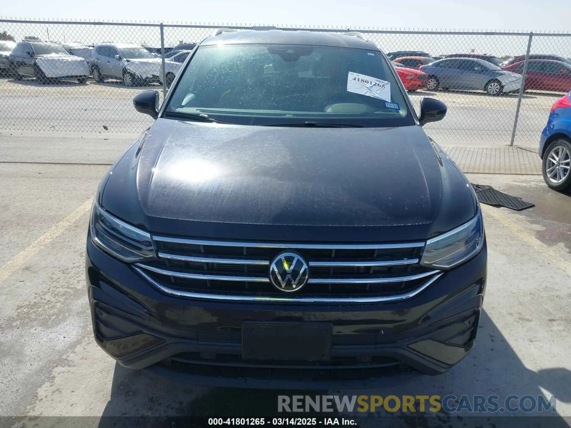 12 Photograph of a damaged car 3VV3B7AX5RM027024 VOLKSWAGEN TIGUAN 2024