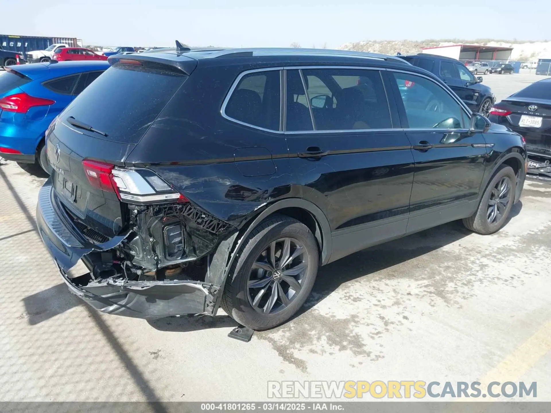 4 Photograph of a damaged car 3VV3B7AX5RM027024 VOLKSWAGEN TIGUAN 2024