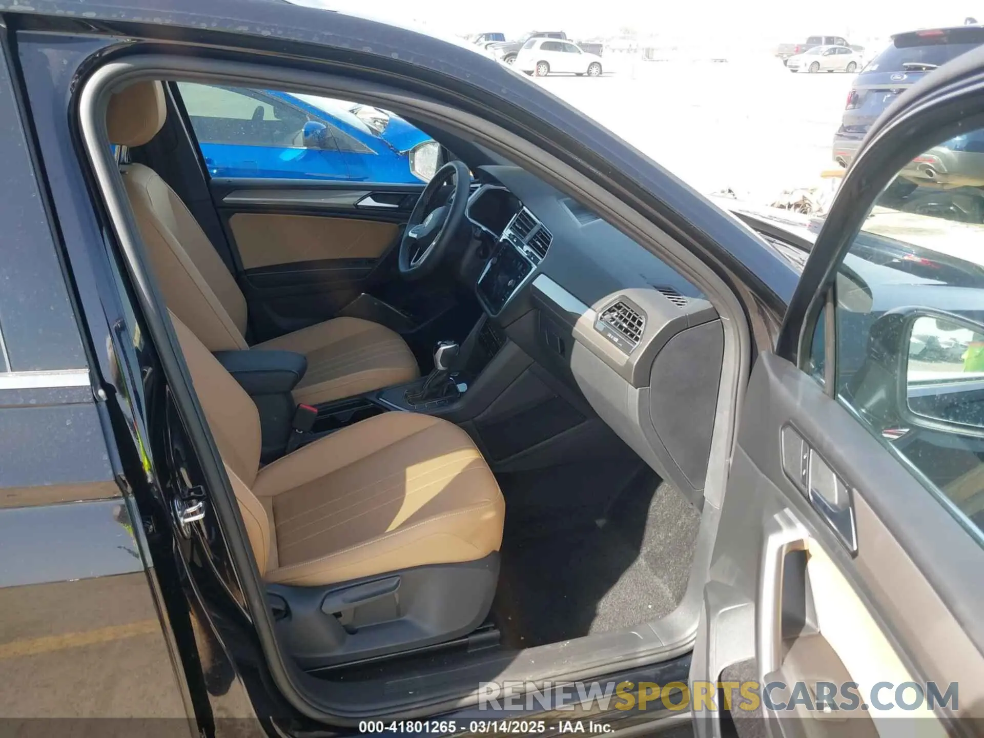 5 Photograph of a damaged car 3VV3B7AX5RM027024 VOLKSWAGEN TIGUAN 2024
