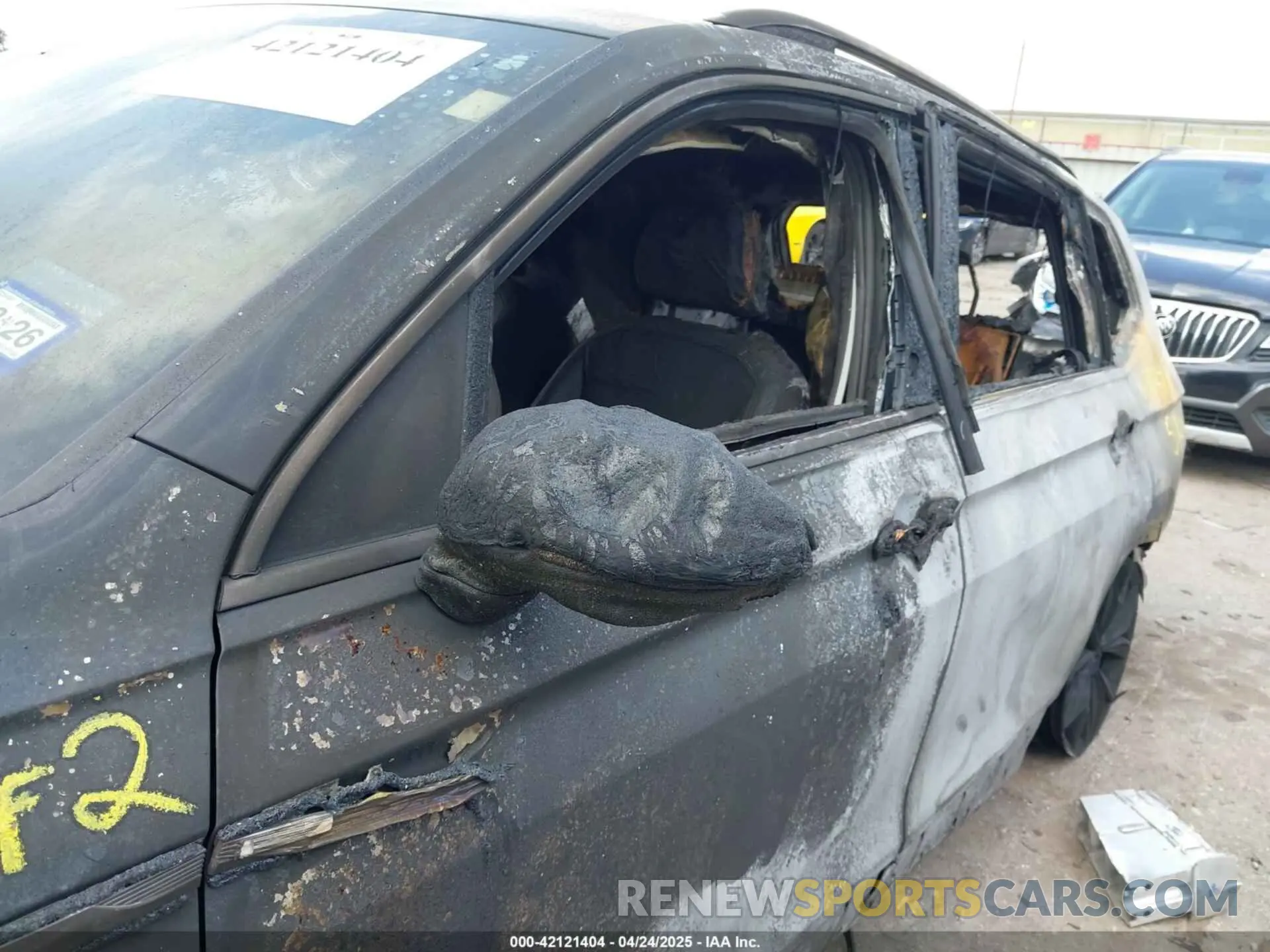 11 Photograph of a damaged car 3VV3B7AX5RM067524 VOLKSWAGEN TIGUAN 2024