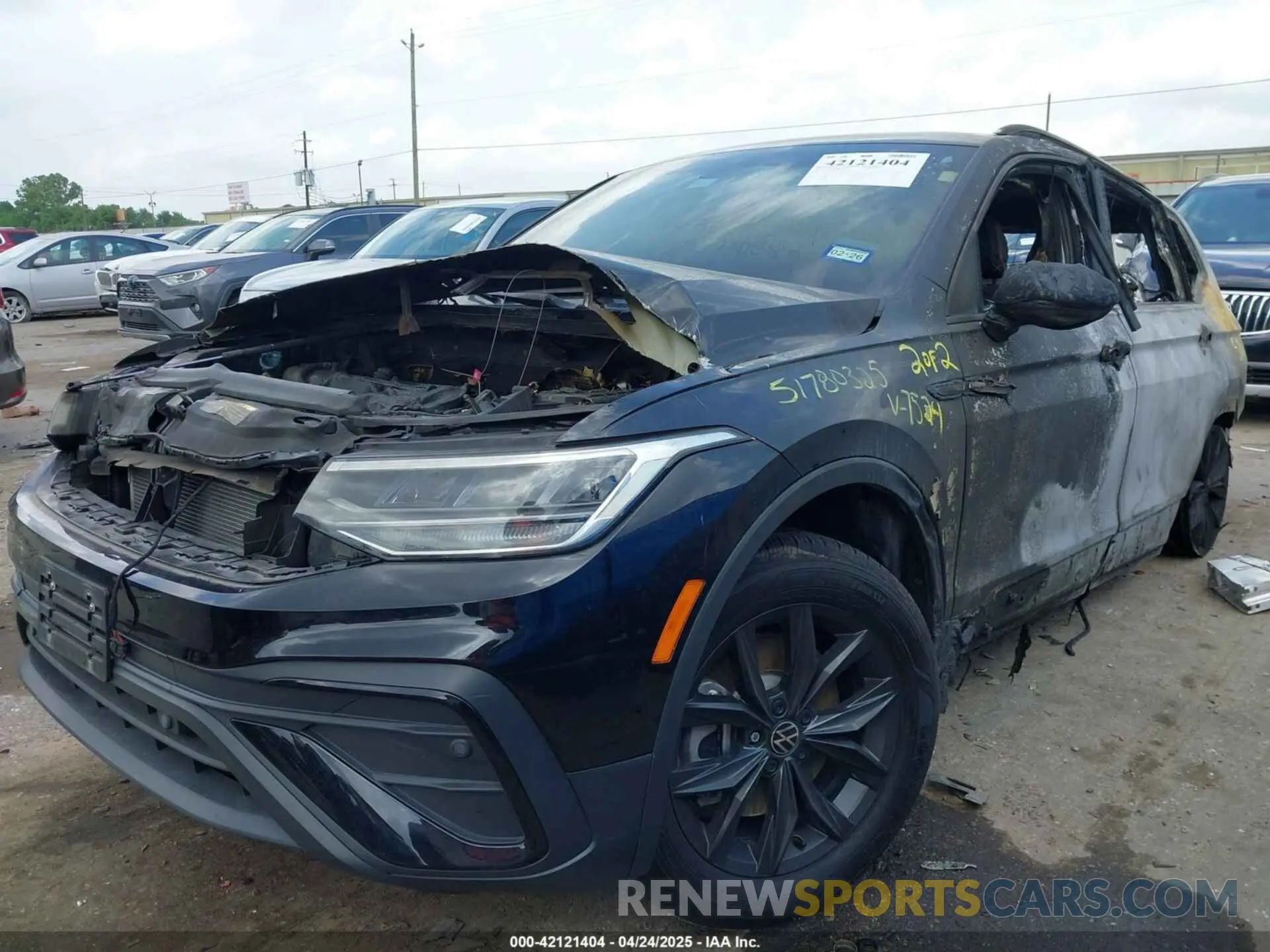 2 Photograph of a damaged car 3VV3B7AX5RM067524 VOLKSWAGEN TIGUAN 2024