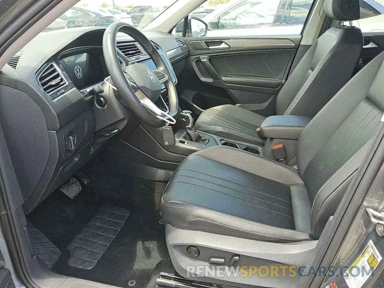7 Photograph of a damaged car 3VV3B7AX6RM041420 VOLKSWAGEN TIGUAN 2024