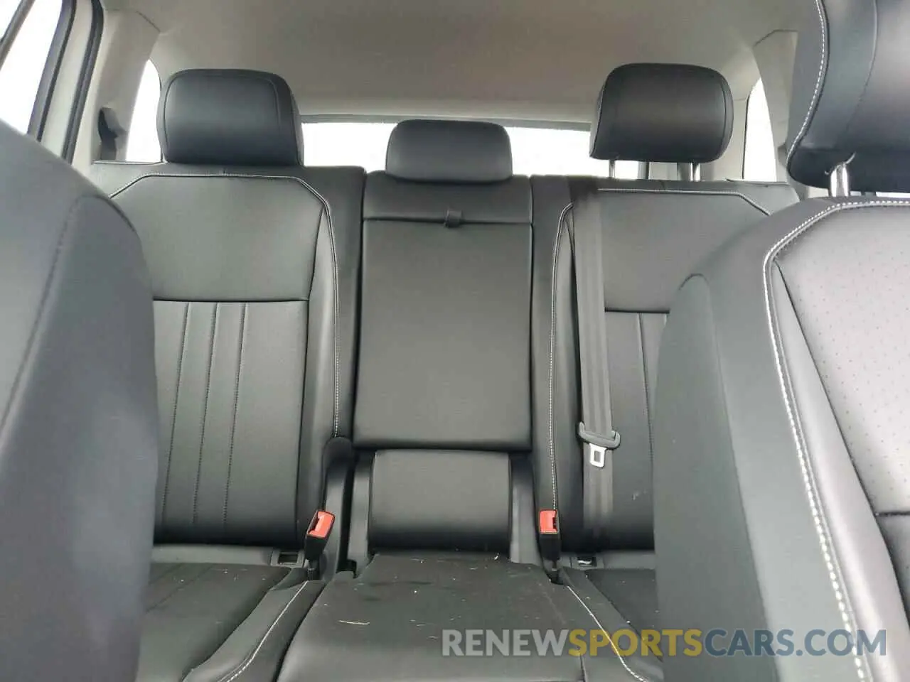 10 Photograph of a damaged car 3VV3B7AX7RM068285 VOLKSWAGEN TIGUAN 2024