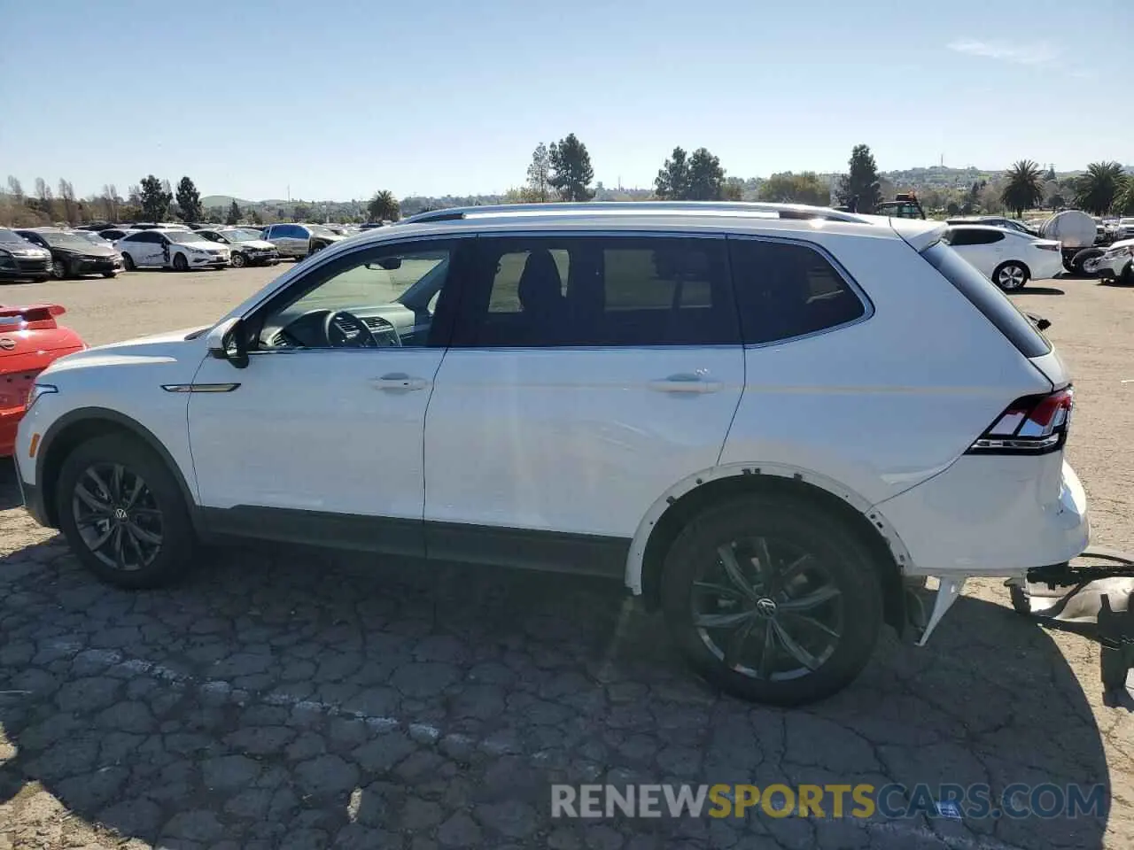 2 Photograph of a damaged car 3VV3B7AX7RM093378 VOLKSWAGEN TIGUAN 2024