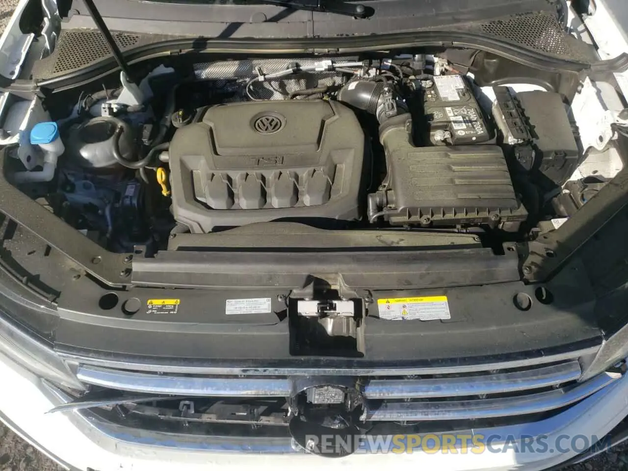 12 Photograph of a damaged car 3VV3B7AX9RM030556 VOLKSWAGEN TIGUAN 2024
