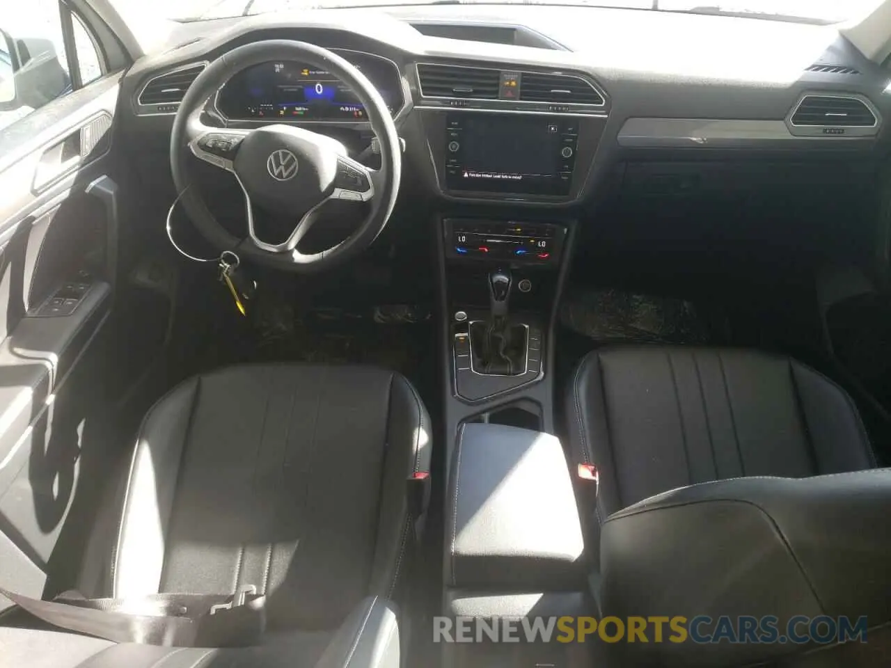 8 Photograph of a damaged car 3VV3B7AX9RM030556 VOLKSWAGEN TIGUAN 2024