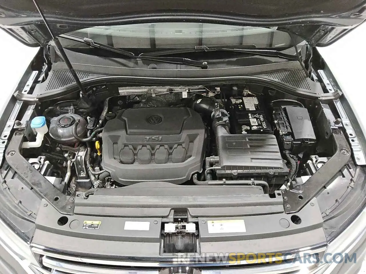 12 Photograph of a damaged car 3VV3B7AX9RM043274 VOLKSWAGEN TIGUAN 2024