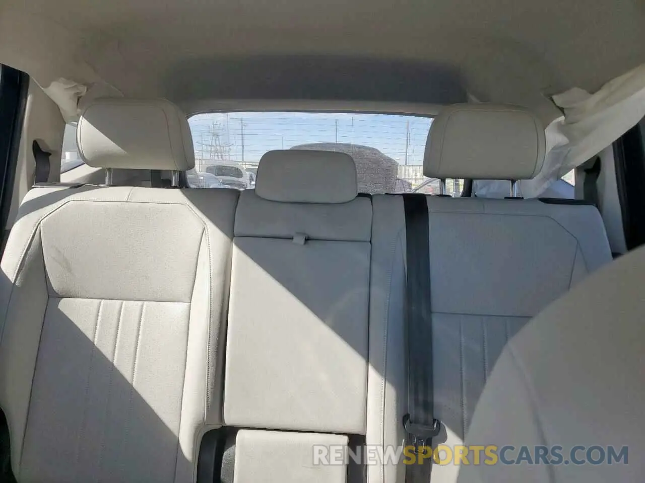 10 Photograph of a damaged car 3VV3B7AX9RM108785 VOLKSWAGEN TIGUAN 2024