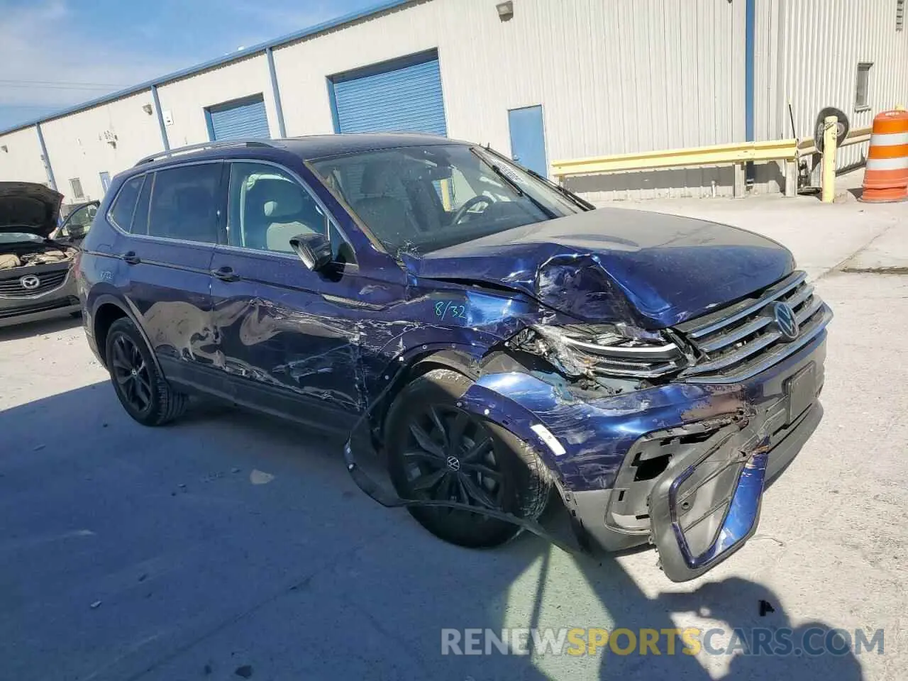 4 Photograph of a damaged car 3VV3B7AX9RM108785 VOLKSWAGEN TIGUAN 2024