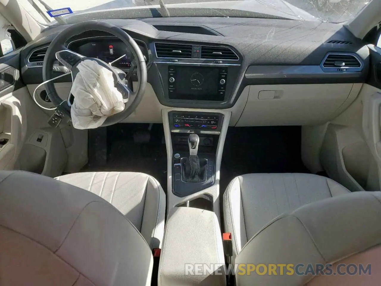 8 Photograph of a damaged car 3VV3B7AX9RM108785 VOLKSWAGEN TIGUAN 2024