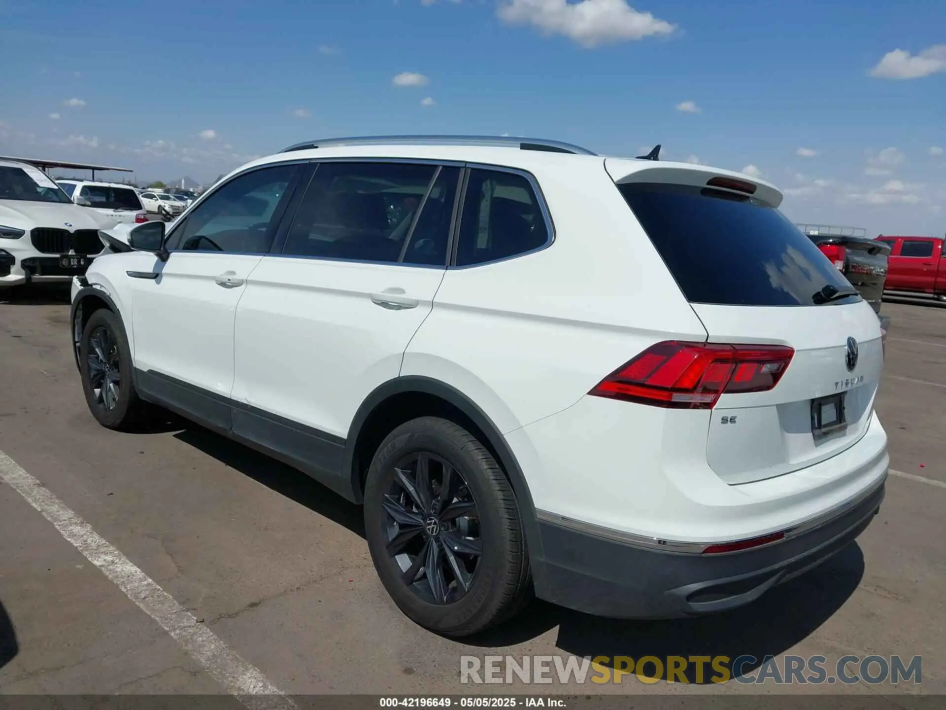 3 Photograph of a damaged car 3VV3B7AXXRM101084 VOLKSWAGEN TIGUAN 2024