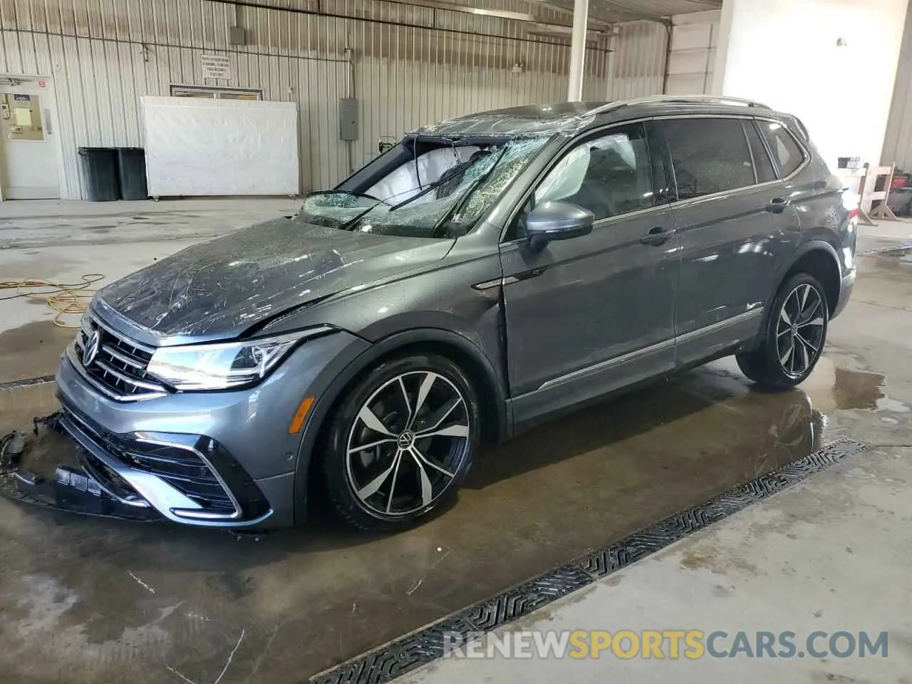1 Photograph of a damaged car 3VV4B7AX0RM012032 VOLKSWAGEN TIGUAN 2024