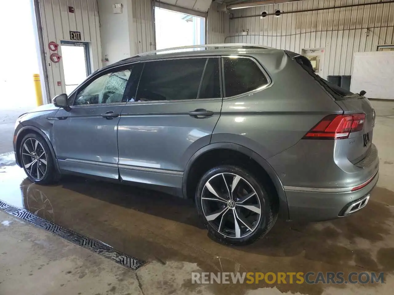 2 Photograph of a damaged car 3VV4B7AX0RM012032 VOLKSWAGEN TIGUAN 2024