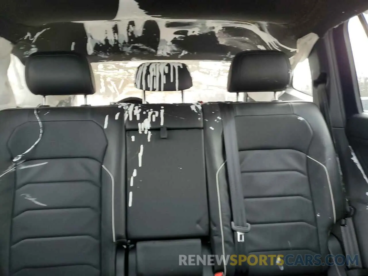 10 Photograph of a damaged car 3VV4B7AX2RM031987 VOLKSWAGEN TIGUAN 2024