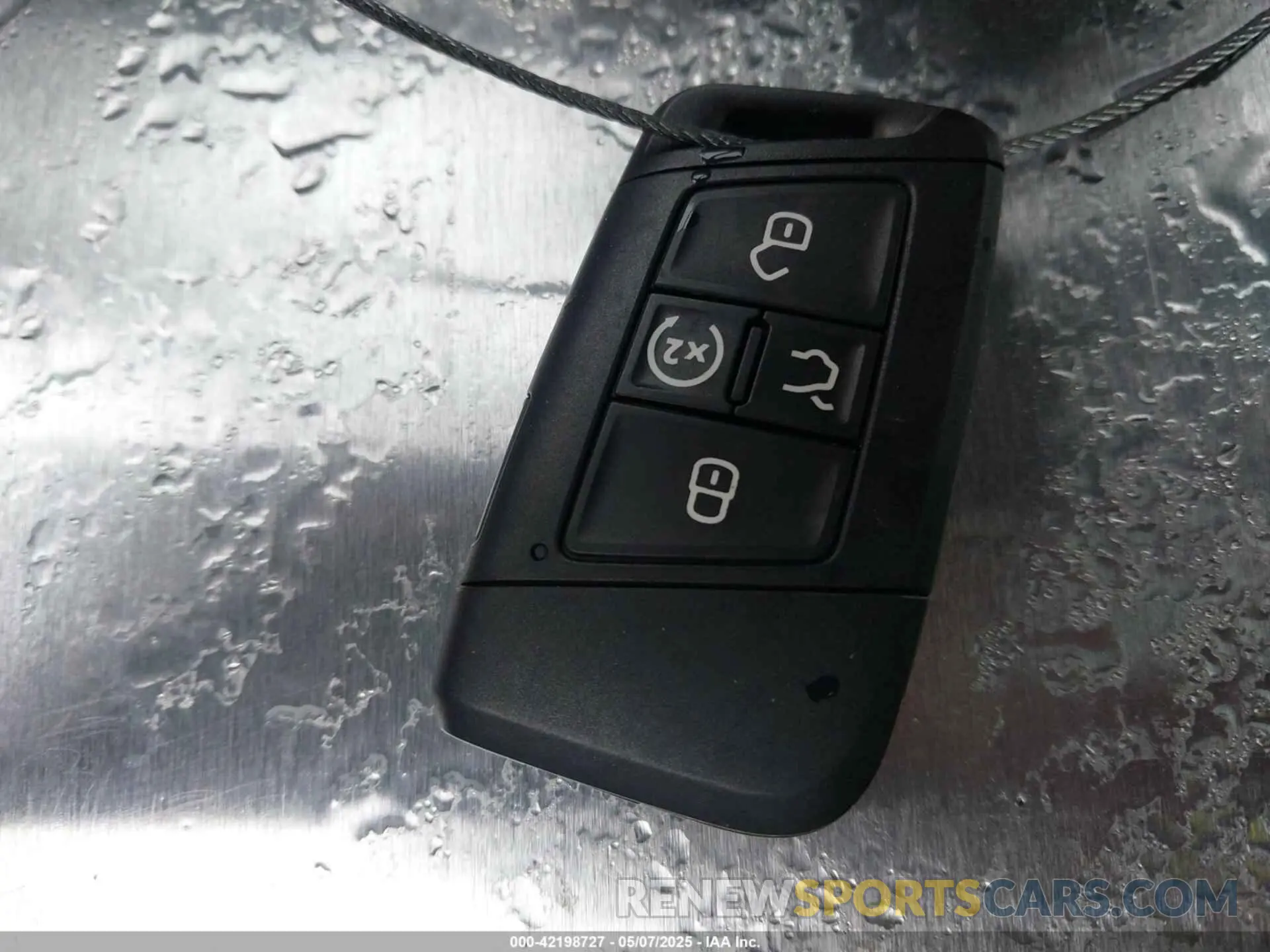 11 Photograph of a damaged car 3VV4B7AX3RM150065 VOLKSWAGEN TIGUAN 2024