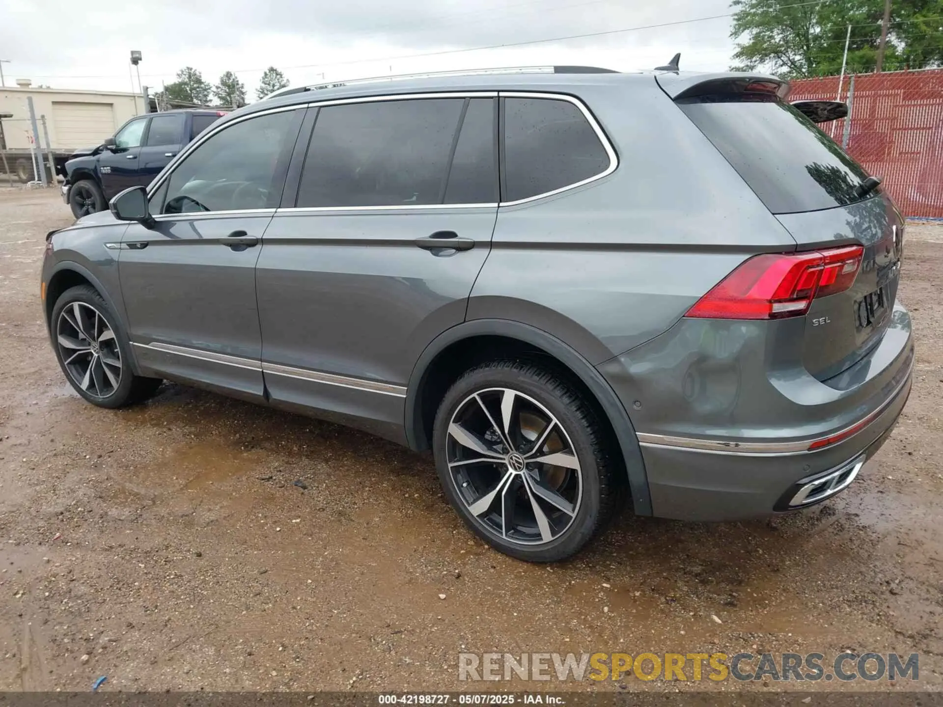6 Photograph of a damaged car 3VV4B7AX3RM150065 VOLKSWAGEN TIGUAN 2024