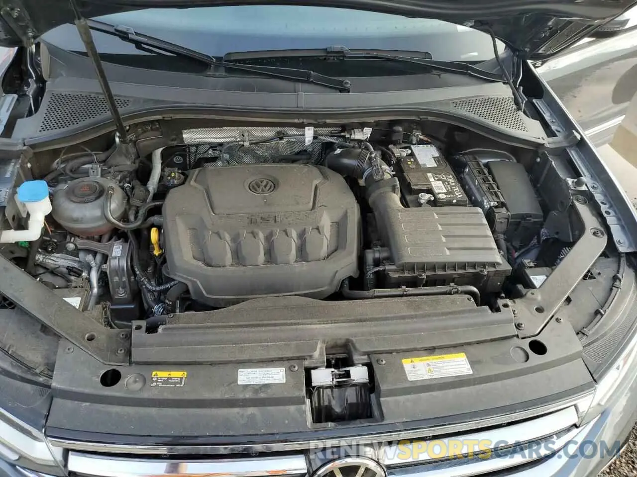 12 Photograph of a damaged car 3VV4B7AX4RM079457 VOLKSWAGEN TIGUAN 2024