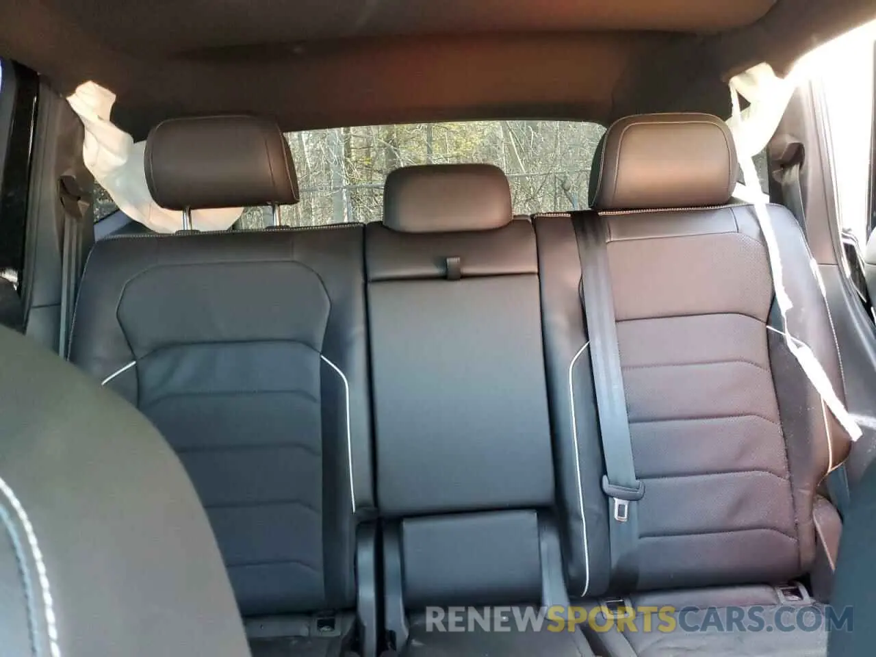 10 Photograph of a damaged car 3VV4B7AX5RM118962 VOLKSWAGEN TIGUAN 2024