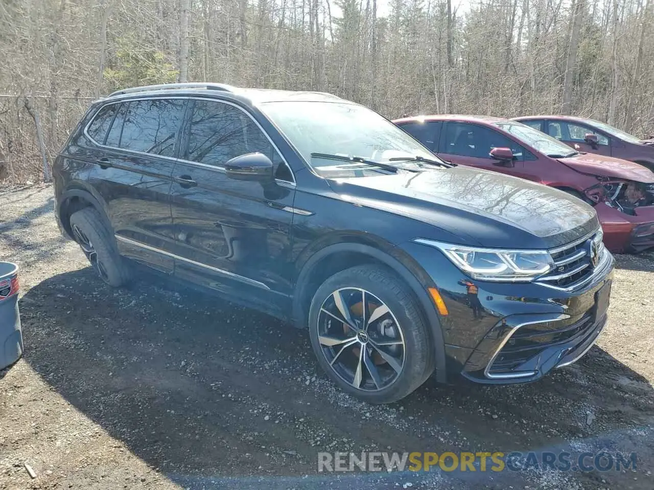 4 Photograph of a damaged car 3VV4B7AX5RM118962 VOLKSWAGEN TIGUAN 2024