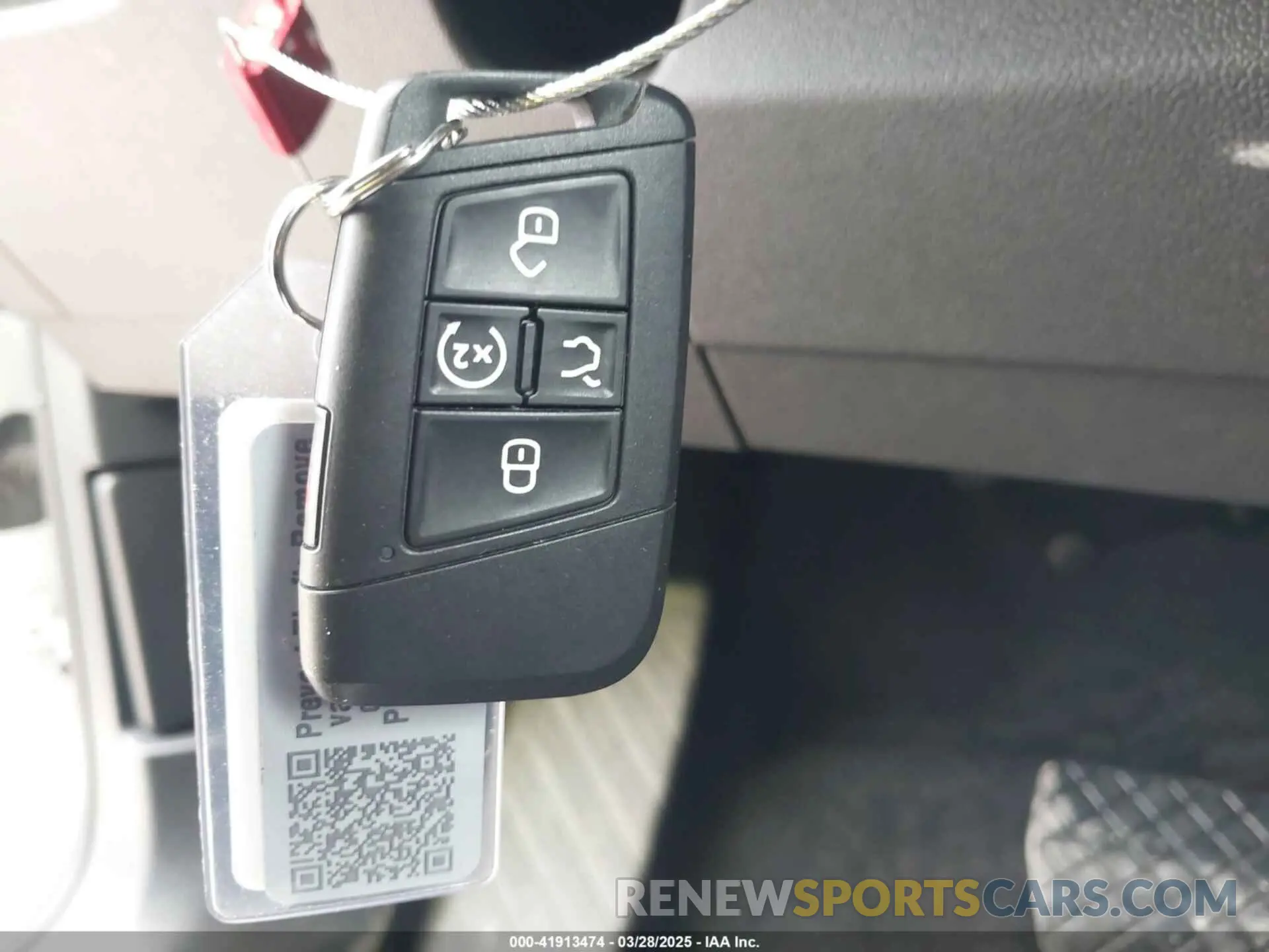 11 Photograph of a damaged car 3VV5B7AX1RM232736 VOLKSWAGEN TIGUAN 2024