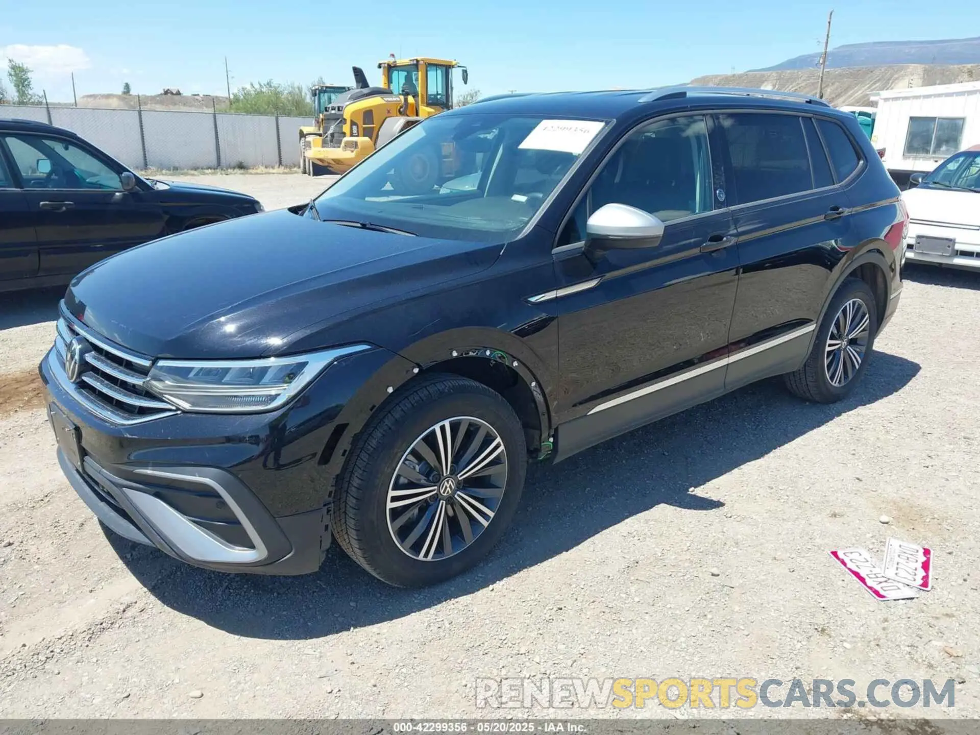 2 Photograph of a damaged car 3VV5B7AX7RM232983 VOLKSWAGEN TIGUAN 2024