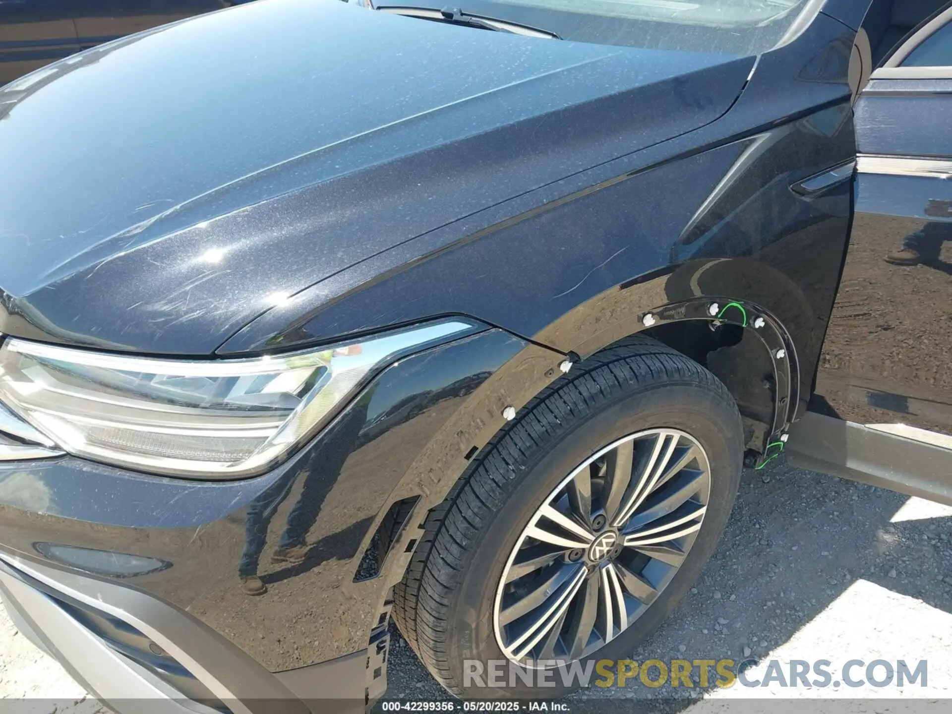 6 Photograph of a damaged car 3VV5B7AX7RM232983 VOLKSWAGEN TIGUAN 2024